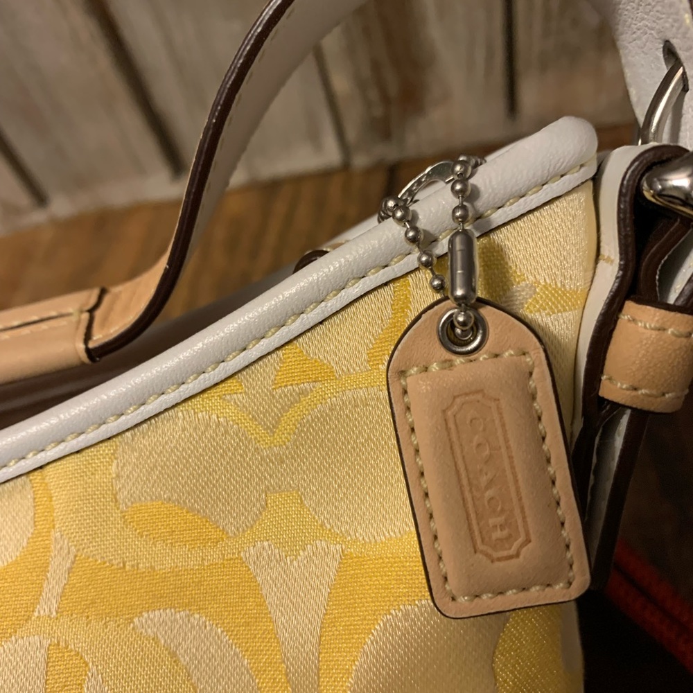 NWOT Coach Purse π - Picture 5 of 12